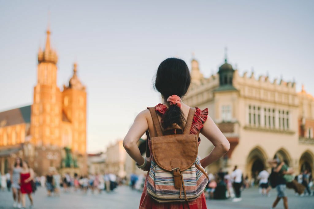 University Student | Student Visaa | Khanna Immigration Services